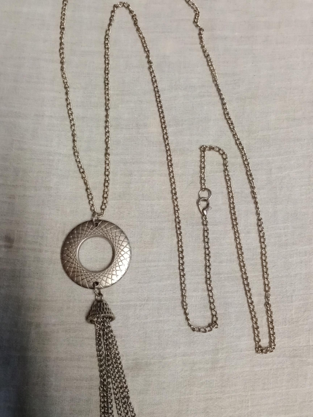 Textured Silver Circle Tassel Pendant Necklace - Women Jewelry